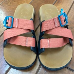 Chacos Women’s Chillos slide sandals Size 9